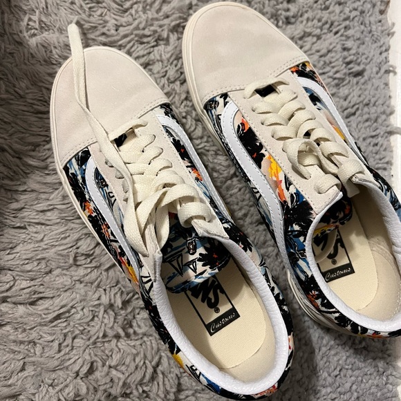 Unisex, island custom old school vans - Picture 3 of 4